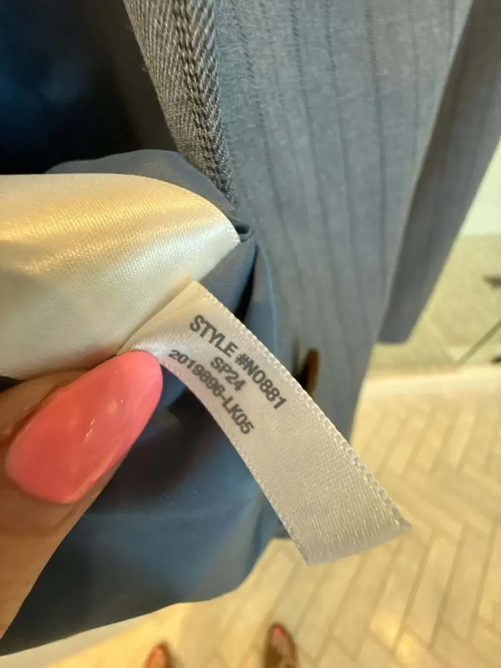 Madewell - Picture 4 of 10